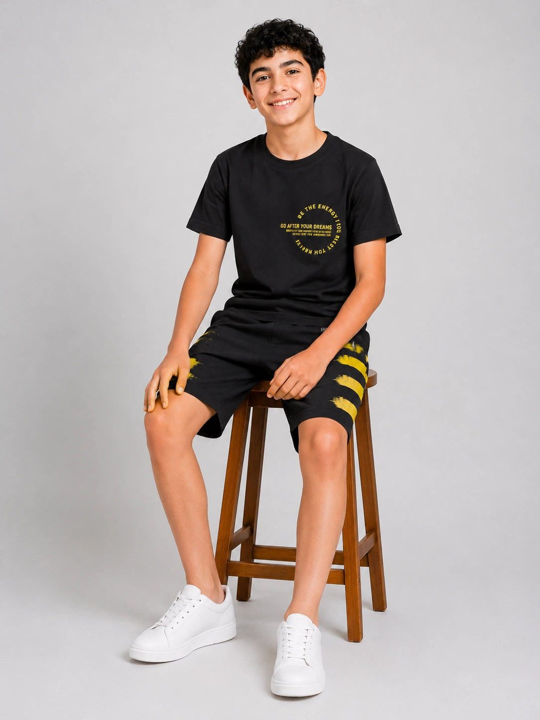 Black and yellow cotton set
